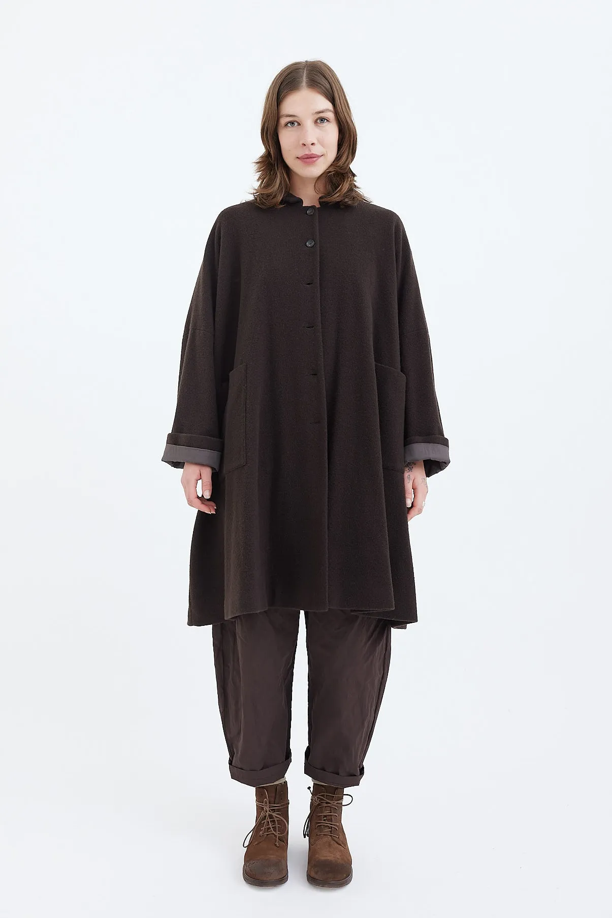 Apuntob Virgin Wool and Cashmere Blend Elegant Coat - Model P1738/TS722
