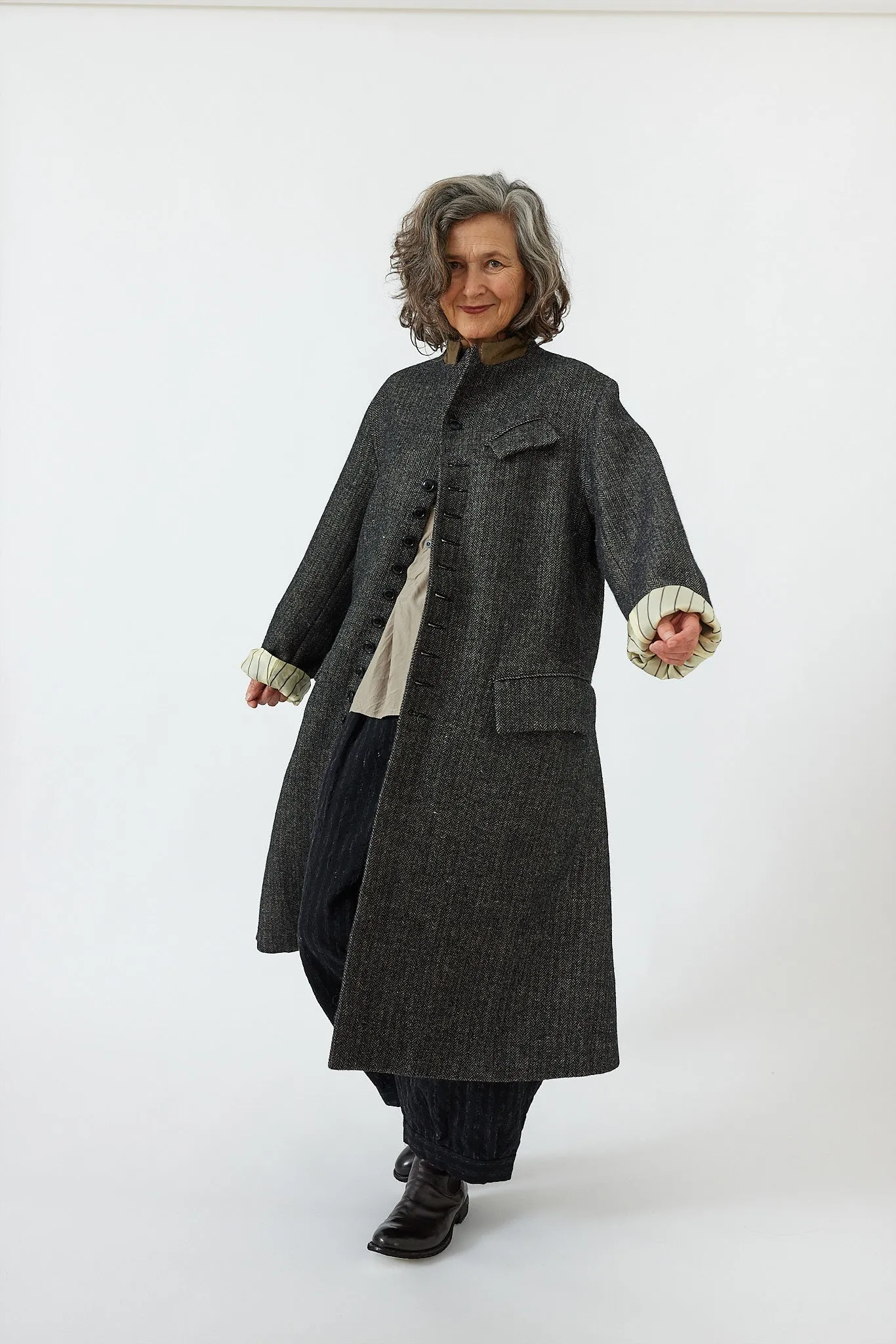 Klasica SIGLO Luxe Trench Coat - Elegant and Stylish Outerwear for Every Occasion